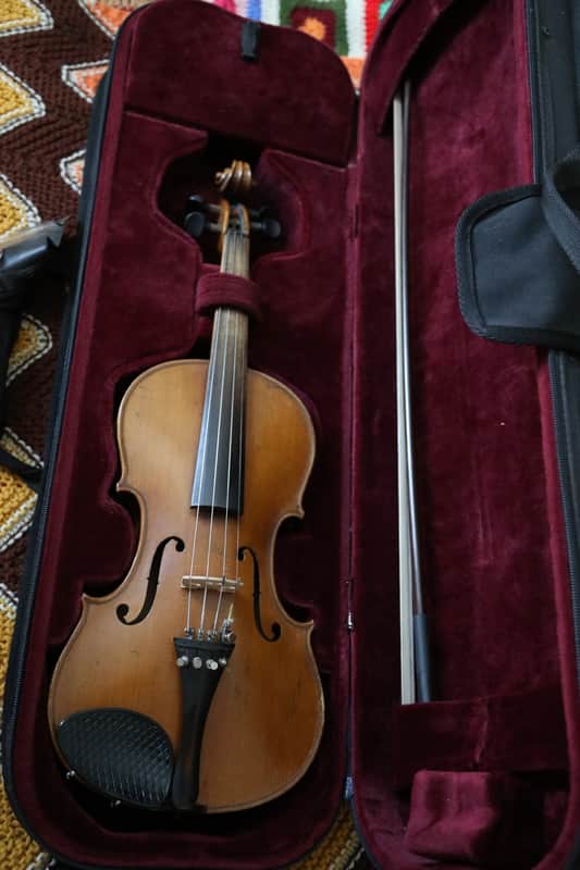 Vintage Violin with Case and Bow image 1