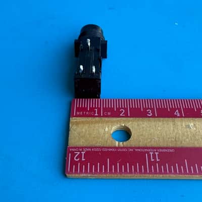 CASIO LK-92TV LK-100 Keyboard Part: TS Sustain Pedal Input Mono 3-Pin Socket image 6