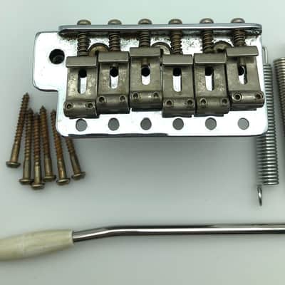 Relic’d Stratocaster Style Tremolo Vibrato - Relic’d Chrome/Nickel image 3