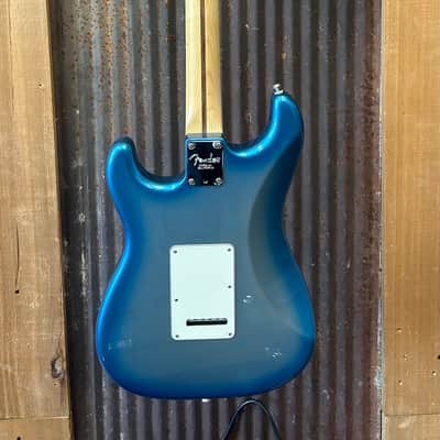 Fender Limited Edition American Showcase Stratocaster HSS 2020 - Sky Burst Metallic image 5
