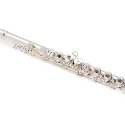 Wm. S. Haynes AF780 Amadeus Intermediate Flute with Offset G Key System  Split E  C# Trill  and B Footjoint image 2