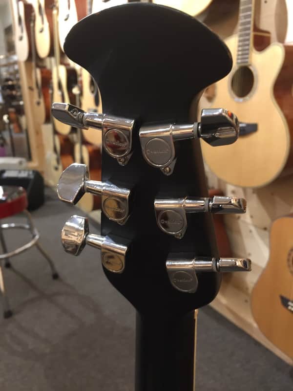 Ovation Celebrity CC28 | Reverb
