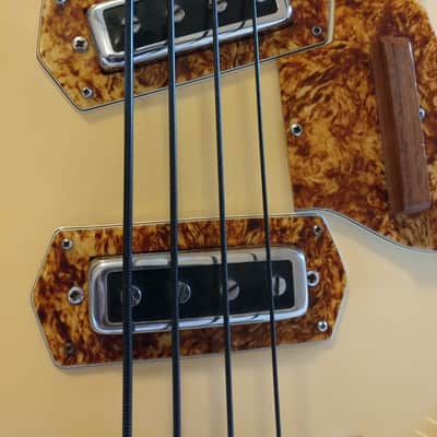 Royal Artist Bruno Rare 1960s Vintage Short-Scale Bass w/Gig Bag image 3