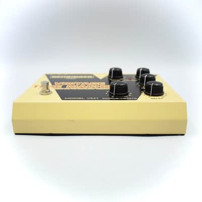 Behringer VM1 Vintage Time Machine Delay / Vibrato Guitar Effect