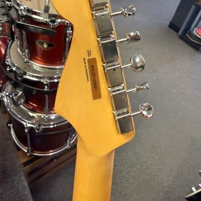 Fender Player II Stratocaster HSS 2024 - Present - Transparent Cherry Burst image 3