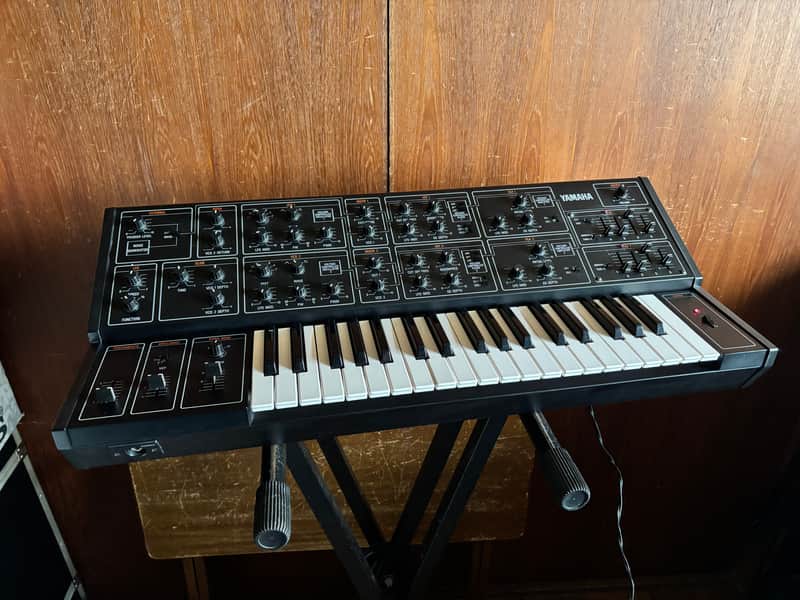 YAMAHA CS-15 CS 15 vintage analog synthesizer w/ case image 1