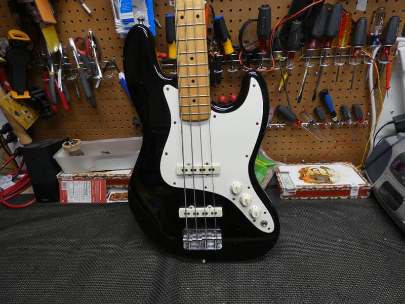 Fender Jazz Bass 1983, USA, Black, Orig Hard Case image 1