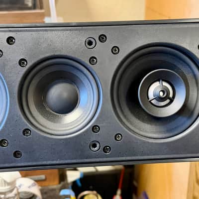 Immagine Definitive Technology Mythos SSA-50 Solo Surround Array 5-Channel Speaker w/ Bracket; Tested - 6