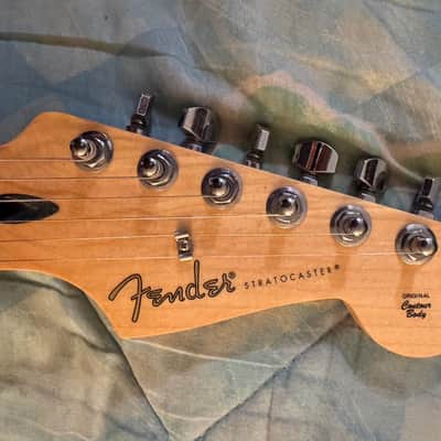 Fender Limited Edition Player Stratocaster® HSS Plus Top - Blue Burst image 3