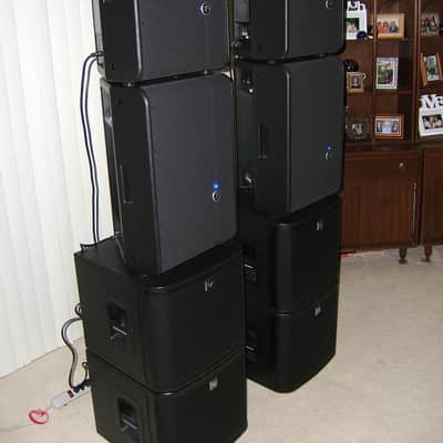 *Reduced Price* - Mackie HD1221 1200 Watts Powered HD PA Cab image 1