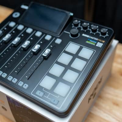 RODE RODEcaster Pro II USB Audio Interface with RODE Dust Cover in EXCELLENT condition! image 2