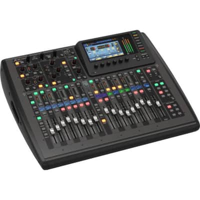 Behringer X32 COMPACT 16 x 8 Digital Mixing Console Bundle with Gator G-MIXERBAG-2621 - Padded Carry Bag for Large Format Mixers (26 x 21 x 8.5") image 2
