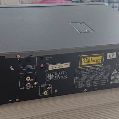 Pioneer LaserKaraoke Laserdisc Pro CLD-V300 image 2