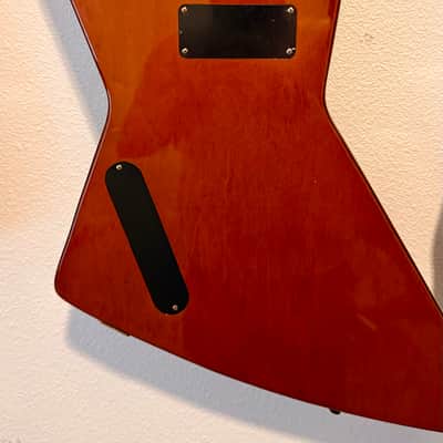 Epiphone Lee Malia Signature Explorer Custom Artisan 2018 - 2019 - Walnut image 3
