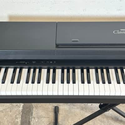 Yamaha CLP-350 Clavinova Piano image 4