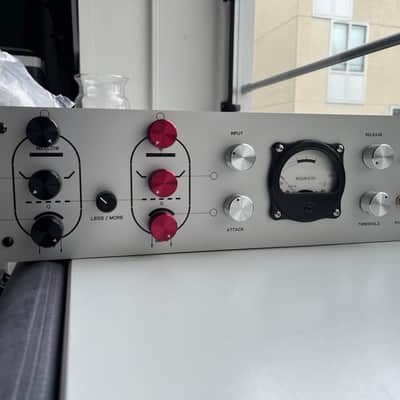 Vari-mu compressor and tube EQ in single 3U rack custom image 3
