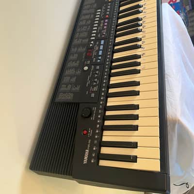 Yamaha PSR-310 2000 - Black image 2