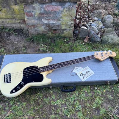 1978 Fender Musicmaster Bass - White - One Owner - Perfect! - OHSC image 19