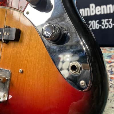 Fender AVRI Series - Tom Hamilton's Aerosmith, Sweet Emotion Video Jazz Bass, (#91) - Sunburst image 16