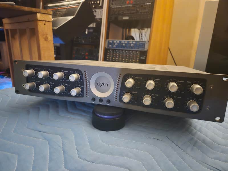 Elysia mpressor Stereo Compressor / Dynamics Processor 2010s - Blue image 1