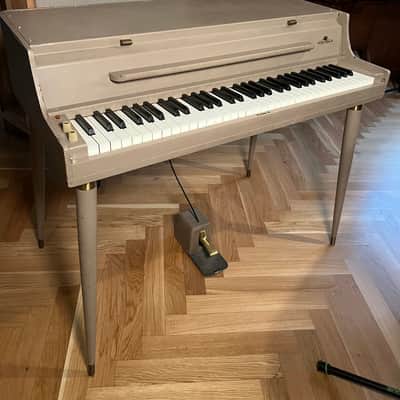 Wurlitzer 140B 64-Key Electric Piano 1964 - 1967 - Beige image 2