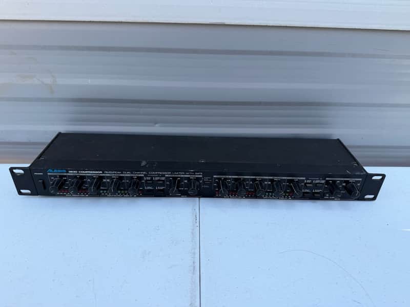 Alesis 3630 Compressor RMS/Peak Dual Channel Compressor Limiter with Gate image 1