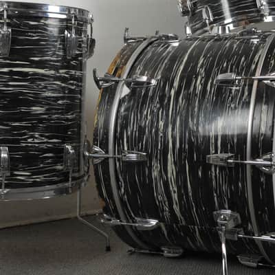 1970s Ludwig Oyster Black Pearl 14x22 8x12 16x16 Drum Set image 5