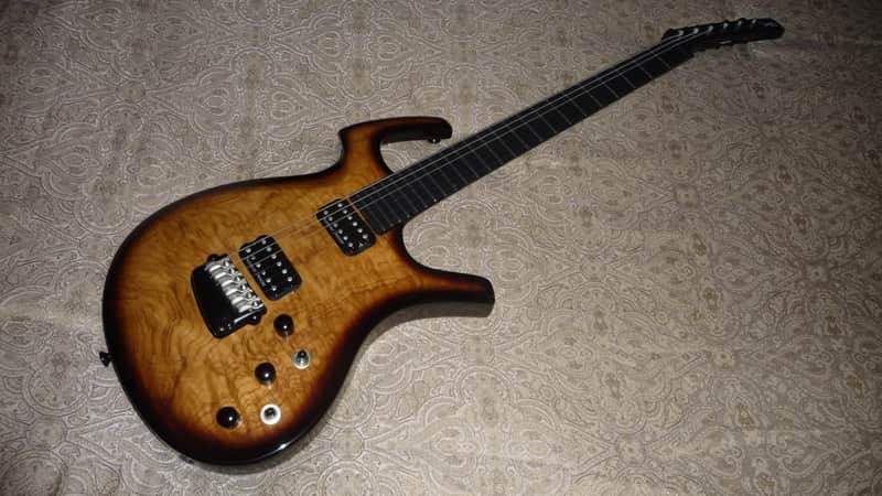 2008 NAMM SHOW - Custom Shop Limited Edition Parker Fly Mojo RFOTOAB 4 Seasons (Fall)