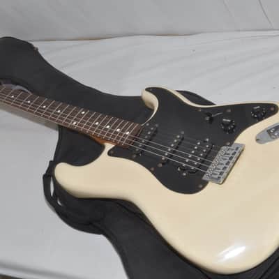 Fender Japan Stratocaster, serial number E Electric Guitar Ref. No 6887 image 1