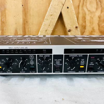 Behringer MDX 2100 Composer Audio Interactive Dynamics Processor - working image 4