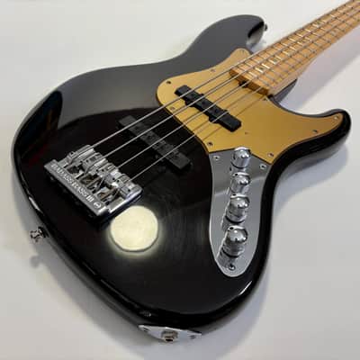 Fender Jazz Bass American Deluxe 2004 Montego Black image 4
