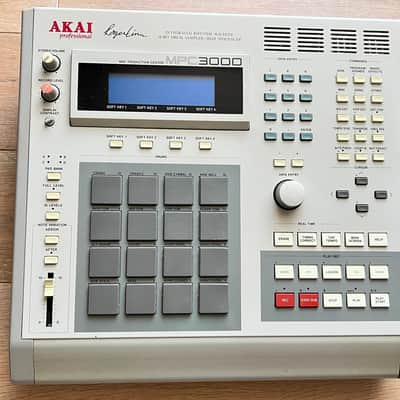 Akai MPC3000 MIDI Production Center 1993 - 2001 - Grey