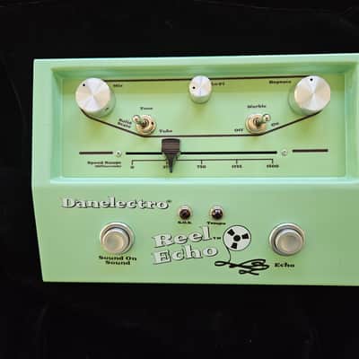 Danelectro Reel Echo 2010 - Green image 1