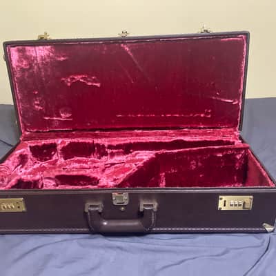 Yamaha Alto Saxophone Case for All Yamaha Saxophones: Late 90’s to Early 2000’s image 4