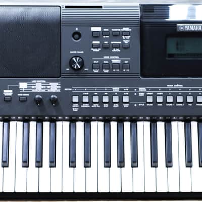 Yamaha PSR-E463 Digital Keyboard 61-Key Touch Response 48-Note Polyphony w/Box image 5