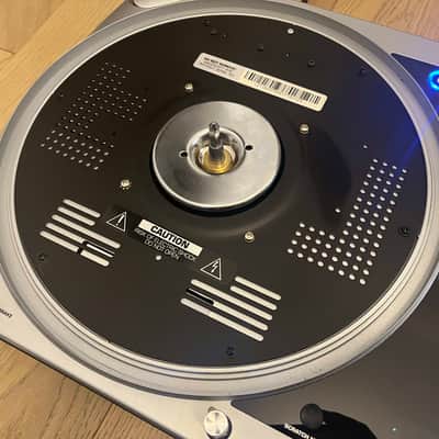 Numark X2 Hybrid Direct-Drive Turntable and MP3 CD Player image 6