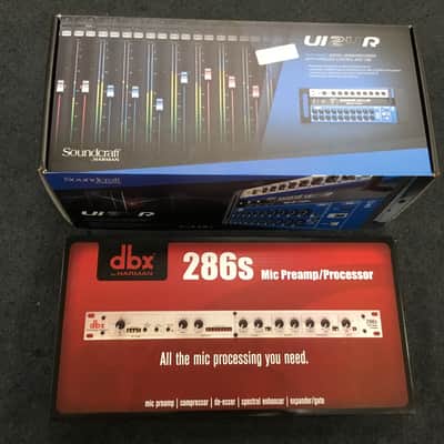 Soundcraft Ui24R 24-Channel Digital Mixer/USB Recorder WITH DBX286S Microphone Preamp Processor image 1