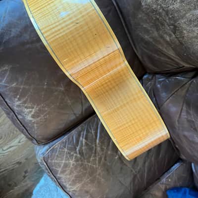 Larrivee J-09 1996 - Spruce Top - Incredible Fire Maple Back and Sides image 5