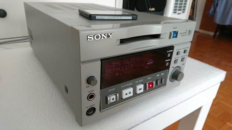 Sony MDS-B5 Professional Minidisc Recorder Serial Number 800604 - Great image 1