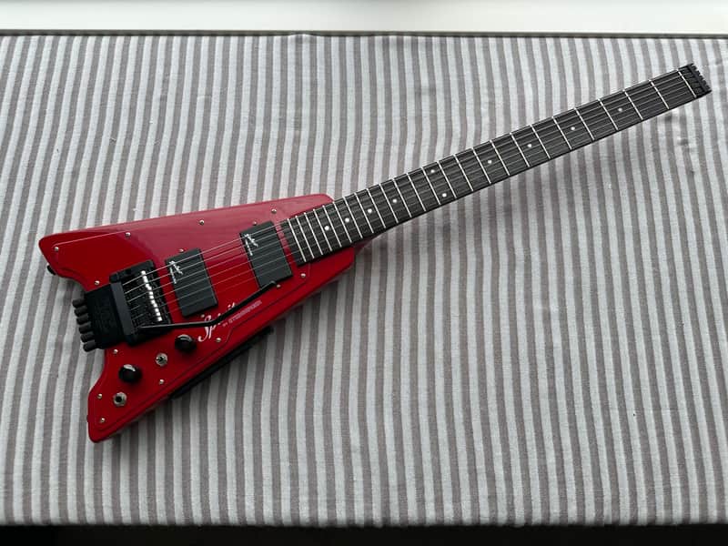 Steinberger SPIRIT GP-2R headless guitar, vintage Mini-V shape