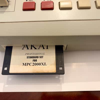Akai MPC2000XL MIDI Production Center - Studio Plus Edition - 2000 - 2005 image 11