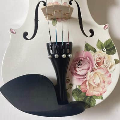 Rozanna's Rose Delight 4/4 Violin Outfit, pearl fine tuners, carbon fiber bow image 5