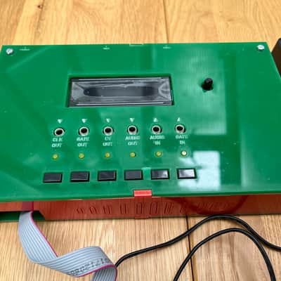 Mutable Instruments Module Tester 2022 - Acrylic/Green image 2