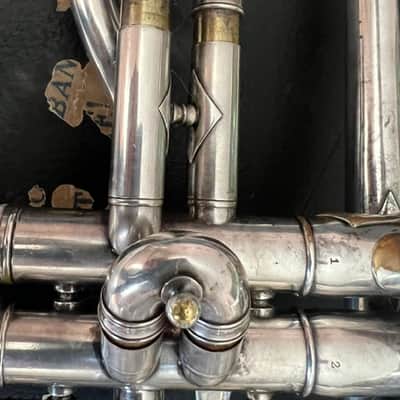 Frank Holton "New Proportion" Cornet — Serial #6646 — Chicago, c.1903–05 — Silver Plate — Collector-Player — Original Case, Extra Slides & Two Period Holton Mouthpieces image 17