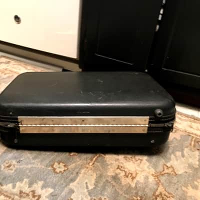 SUMMER DEAL RARE LARGE BORE HOLTON MODEL 51 TRUMPET ORIGINAL FINISH COMPRESSION FINE LARGEST BORE HOLTON MADE ELKGART MADE WITH GOOD CASE image 23
