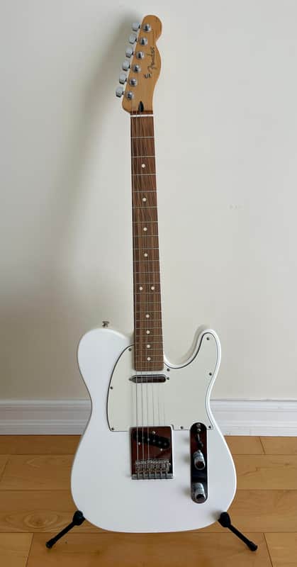 Fender Player Telecaster with Pau Ferro Fretboard
