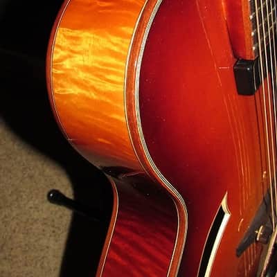 EASTMAN BUILT "MARZ" 16" ARCHTOP GUITAR 2011 CARPATHIAN SPRUCE TOP!! image 2
