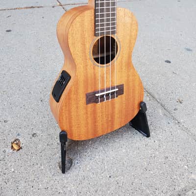 Teton TC003E Mahogany Concert Ukulele  w/Electronics Natural image 3