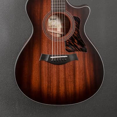 Taylor 322CE image 2