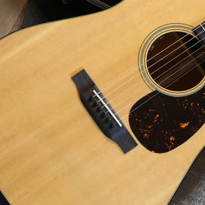 Minty! 2023 Martin Standard Series w/ LR Baggs Element VTC D-18 Dreadnought Acoustic Guitar Natural + OHSC image 4